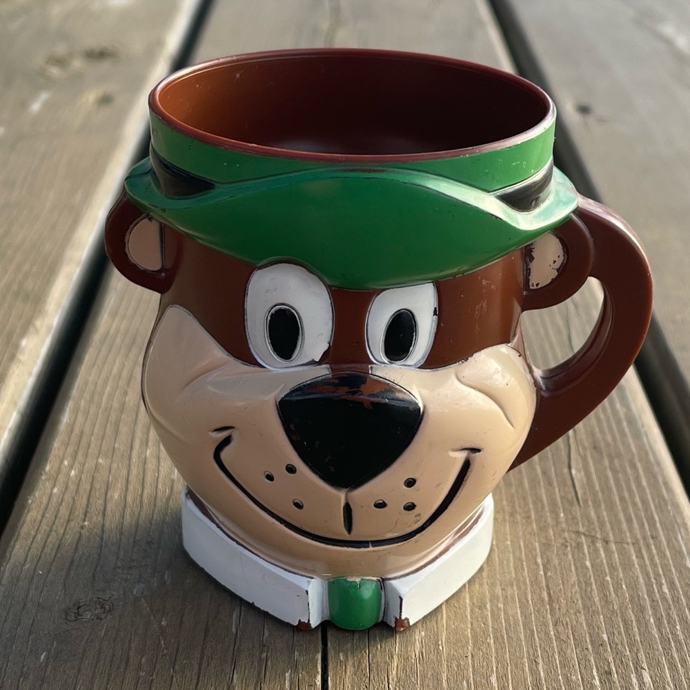 Vintage 1961 Hanna-Barbera Productions Yogi Bear Character Mug